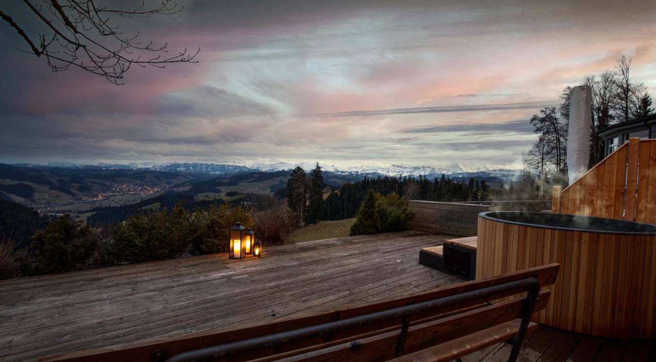 Boutique Hotel Moosegg Emmenmatt ภายนอก รูปภาพ