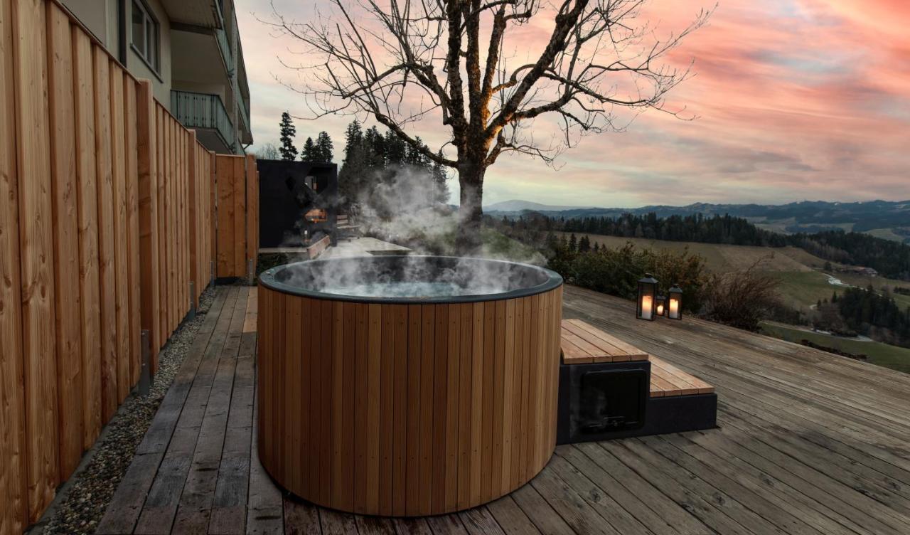 Boutique Hotel Moosegg Emmenmatt ภายนอก รูปภาพ