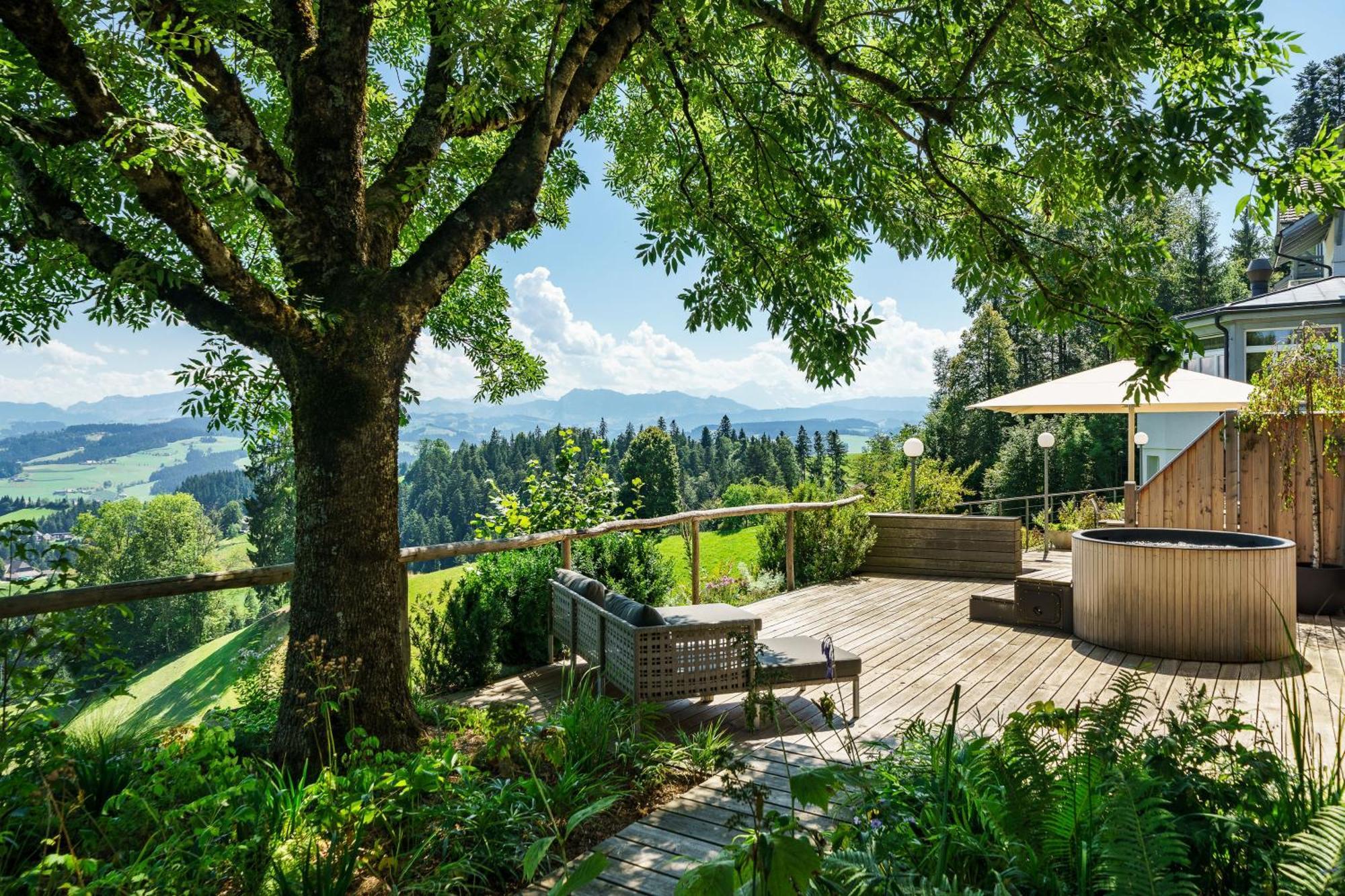 Boutique Hotel Moosegg Emmenmatt ภายนอก รูปภาพ
