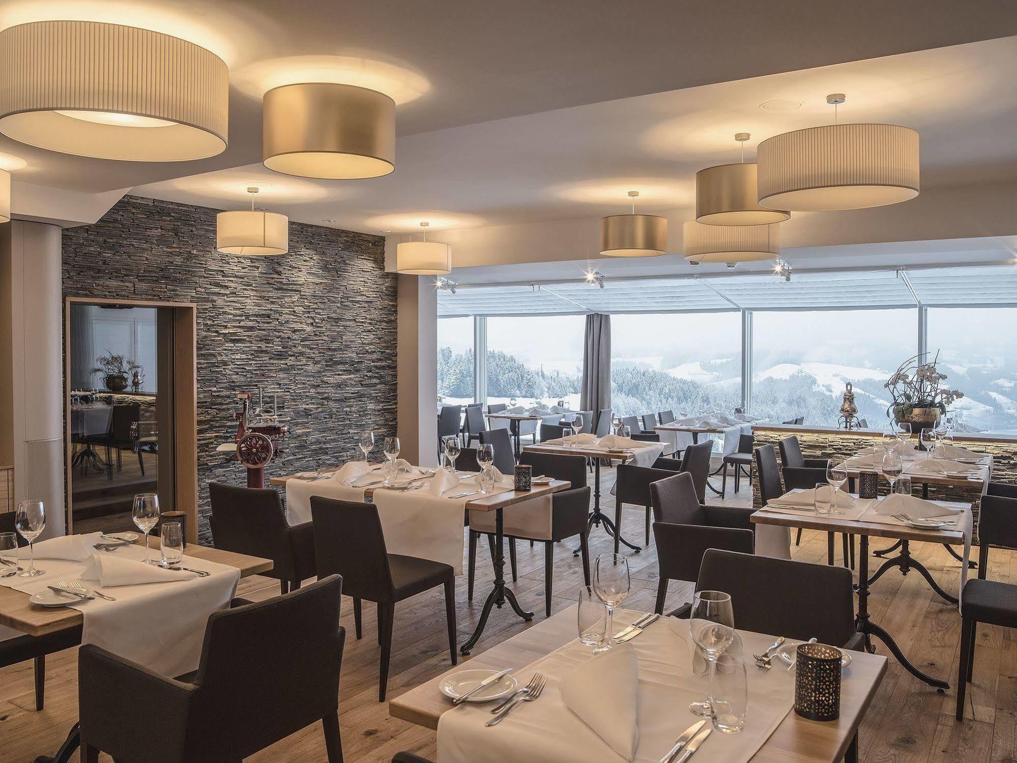 Boutique Hotel Moosegg Emmenmatt ภายนอก รูปภาพ